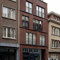 Handelsruimte en 5 appartementen Leuven